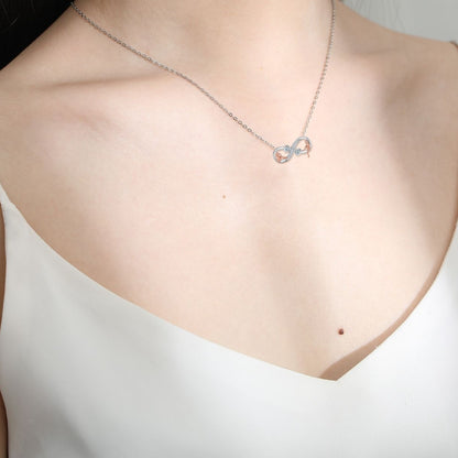 Forever Bond Necklace – A Special Gift Between Mother & Daughter